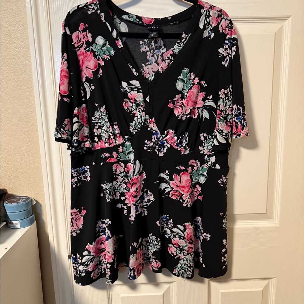 Torrid Black Floral V-Neck Empire Blouse